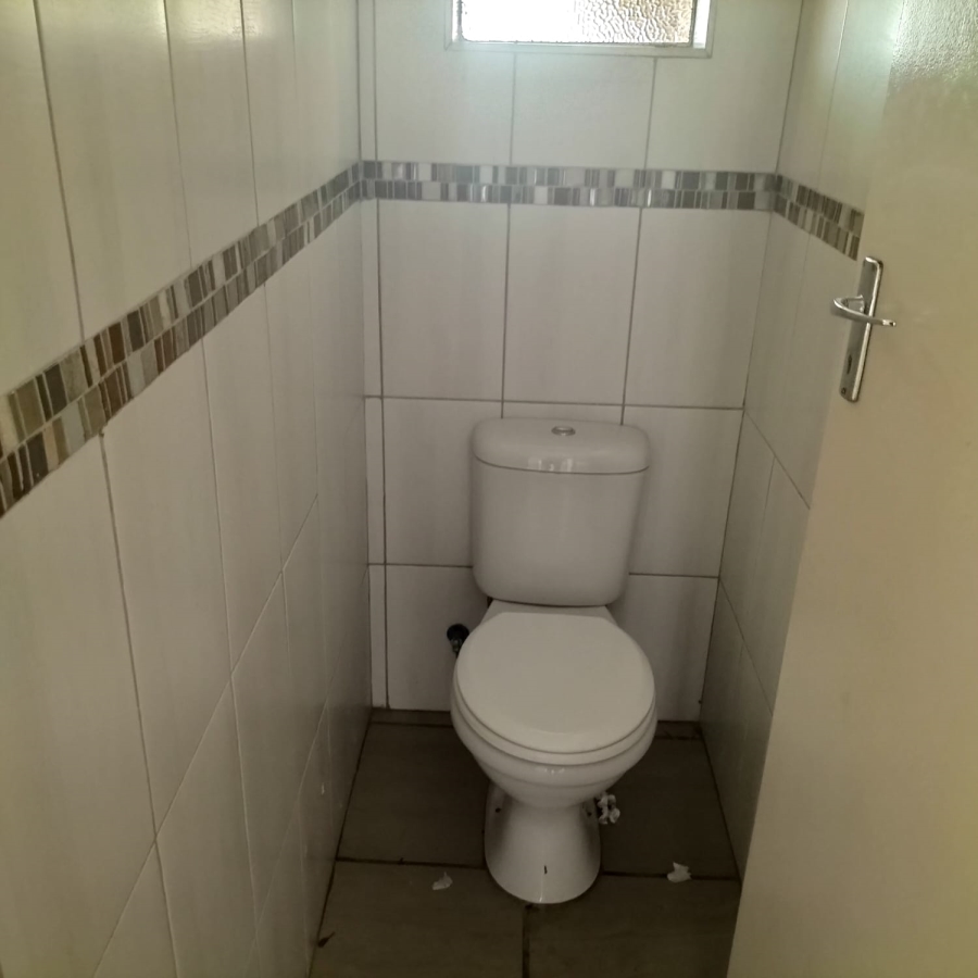 5 Bedroom Property for Sale in Sasolburg Free State